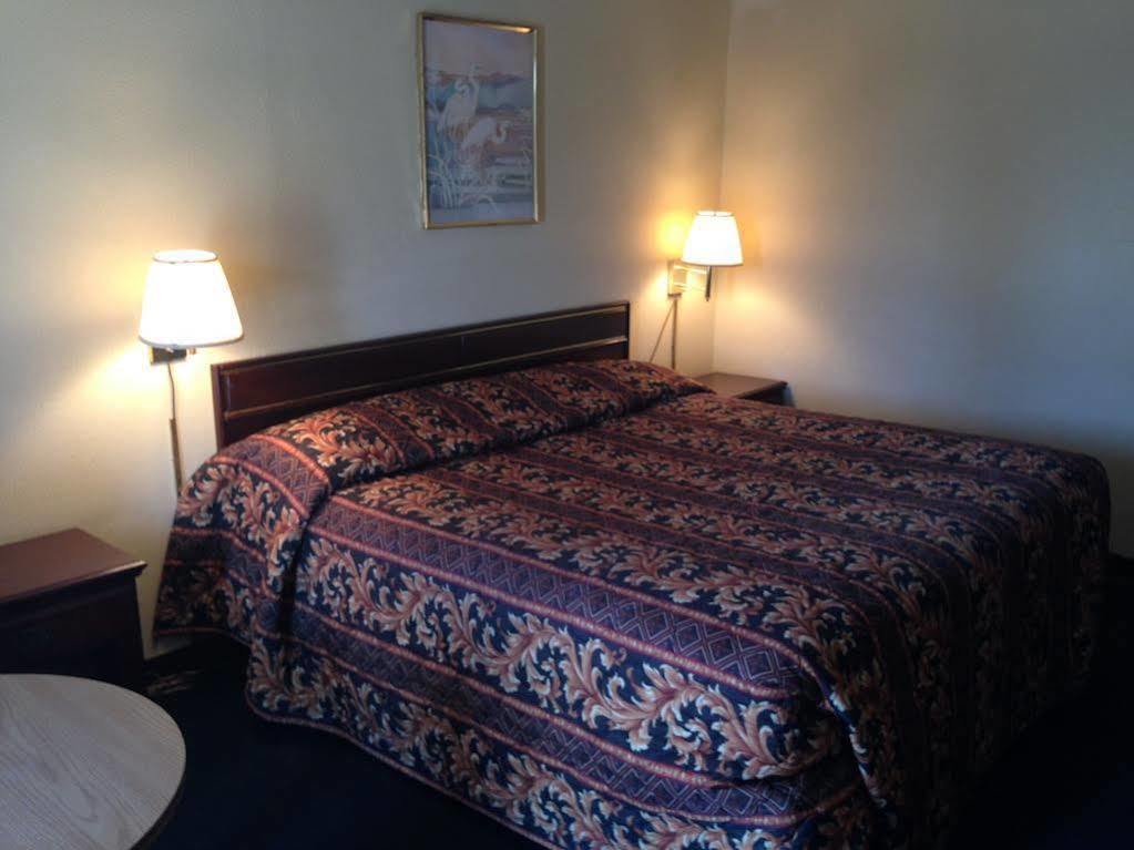 Budget Inn - Гастония Экстерьер фото